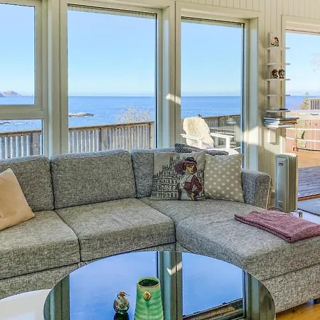 2 Bedroom Lovely In Rödberg